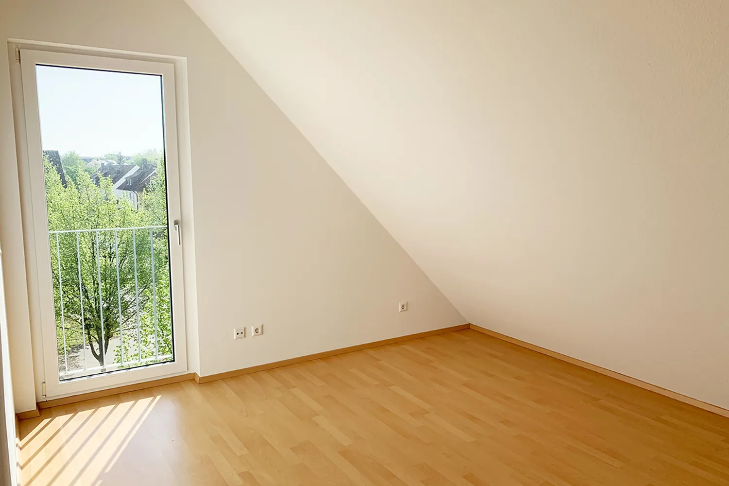 6 Zimmer Wohnung mit 152 m² in Stuttgart – Bild 11