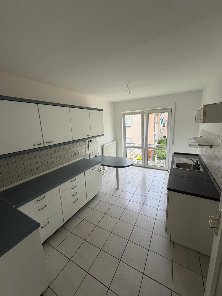 3 Zimmer Wohnung mit 92 m² in Kassel – Bild 3