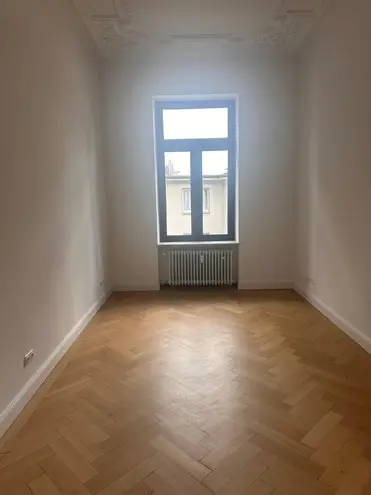 3 Zimmer Wohnung mit 104 m² in Frankfurt am Main – Bild 6