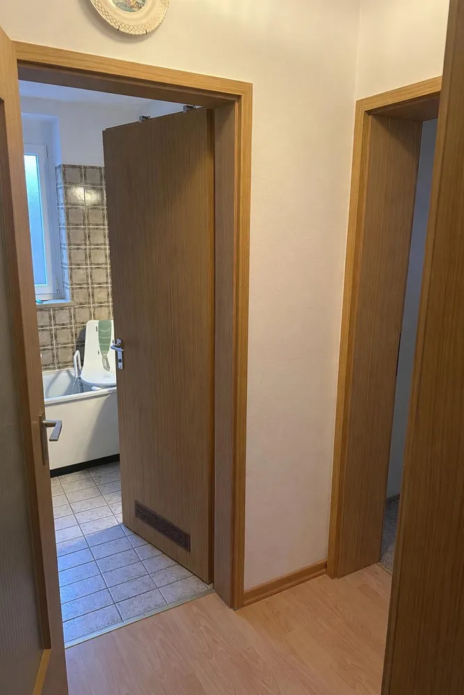 4 Zimmer Wohnung mit 100 m² in Augsburg – Bild 2