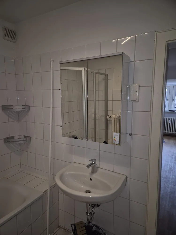 4 room apartment with 96 m² in Düsseldorf – Photo 3