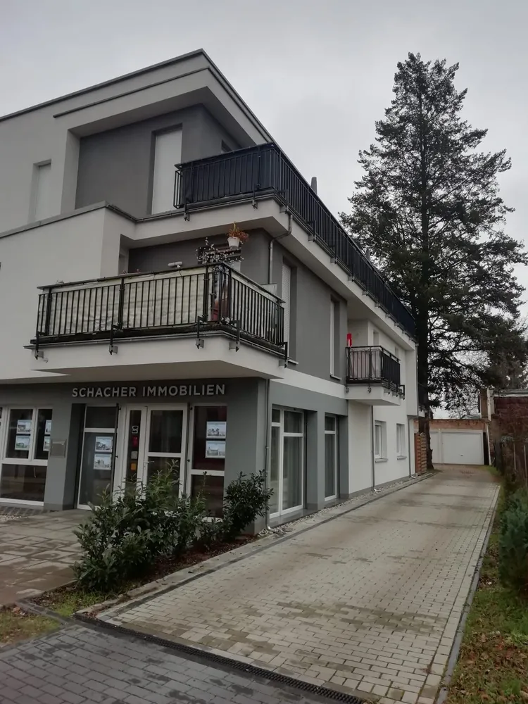 3 Zimmer Wohnung mit 94 m² in Falkensee – Bild 1