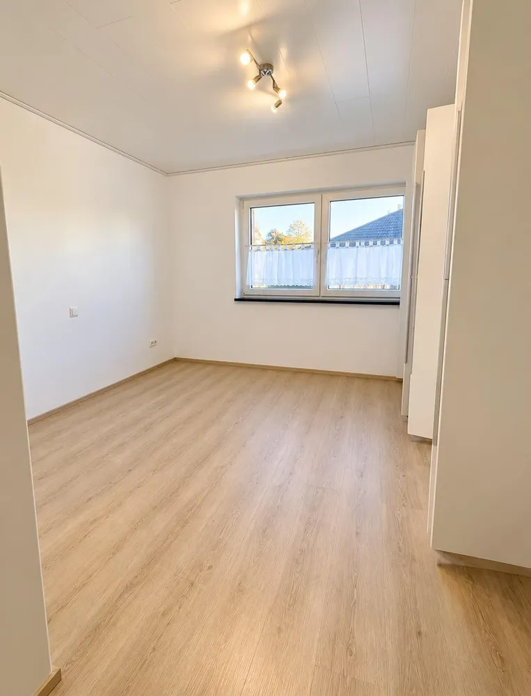 4 Zimmer Wohnung mit 130 m² in Erlangen – Bild 6