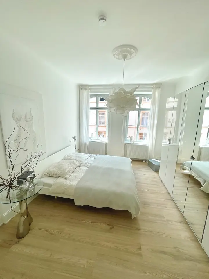 2 Zimmer Wohnung mit 83 m² in Wiesbaden – Bild 2