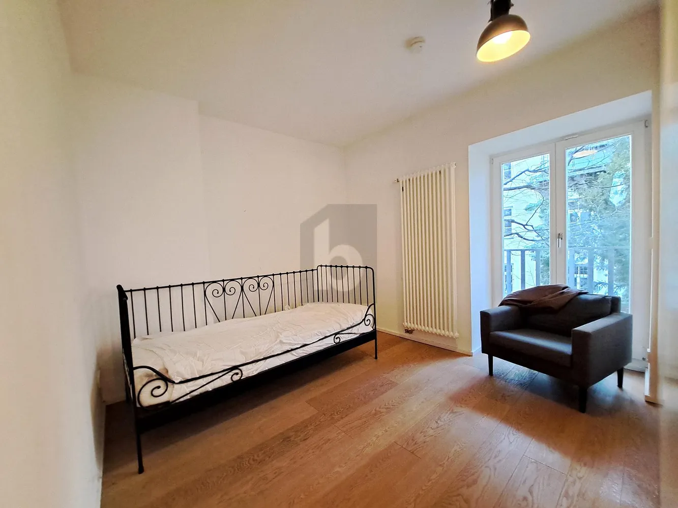 4 Zimmer Wohnung mit 130 m² in München – Bild 3