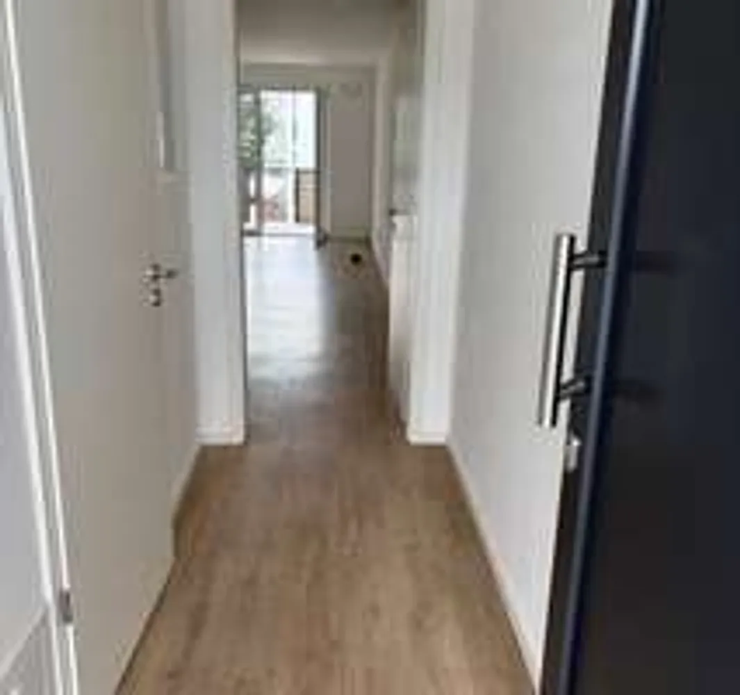 4 Zimmer Wohnung mit 106 m² in Nürnberg – Bild 2