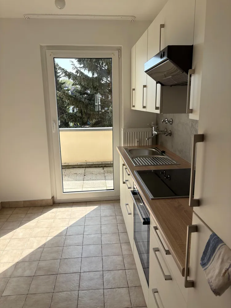 2 Zimmer Wohnung mit 60 m² in Köln – Bild 4