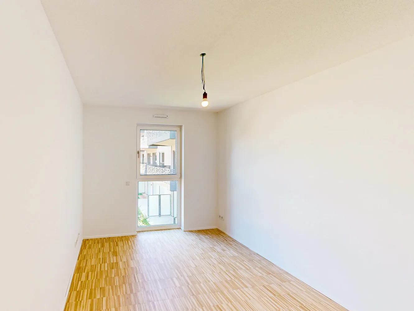 6 Zimmer Haus mit 156 m² in Düsseldorf – Bild 2