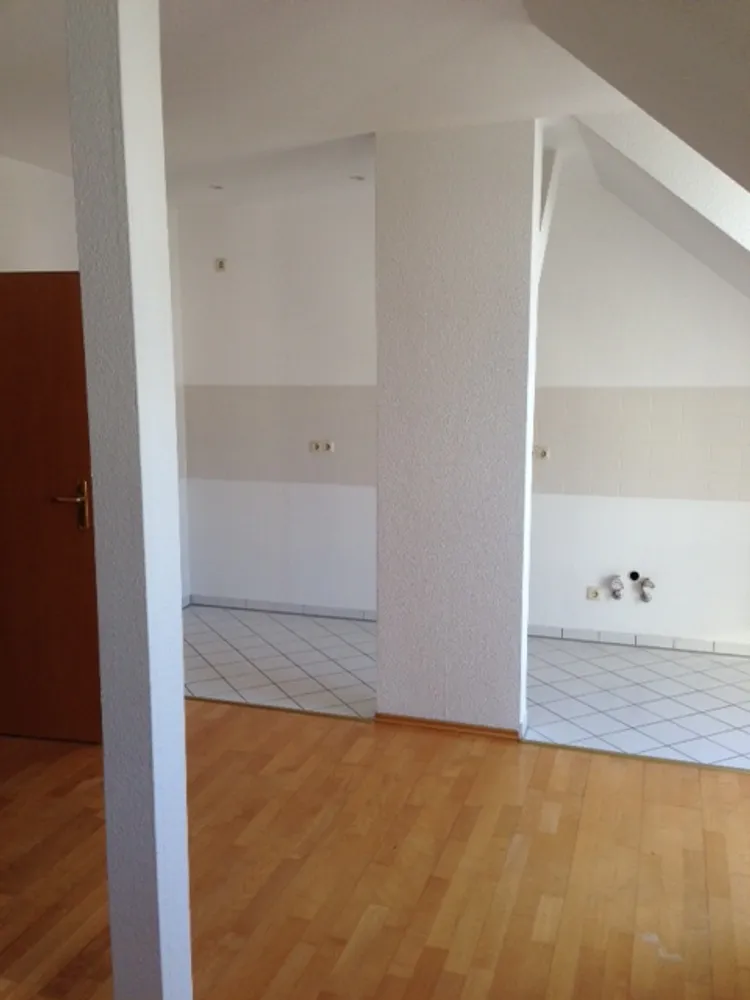 2 Zimmer Wohnung mit 54 m² in Chemnitz – Bild 4