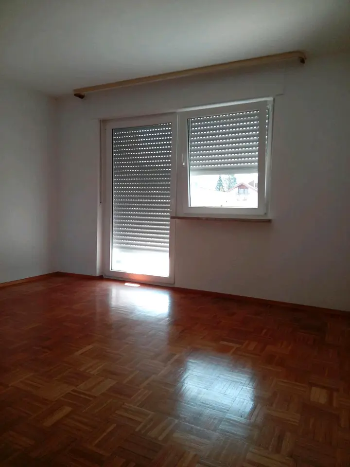 4 Zimmer Wohnung mit 120 m² in Offenburg – Bild 2
