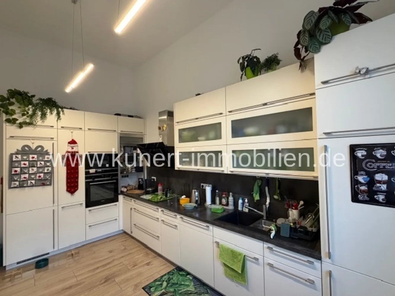 4 Zimmer Wohnung mit 161 m² in Halle (Saale) – Bild 11
