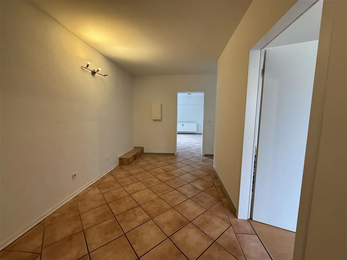 4 Zimmer Wohnung mit 136 m² in Hamburg – Bild 3