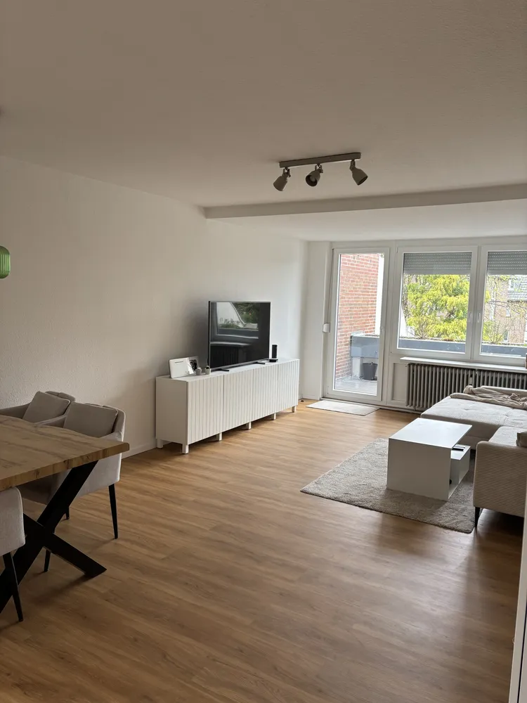 2 room apartment with 70 m² in Oldenburg – Photo 2