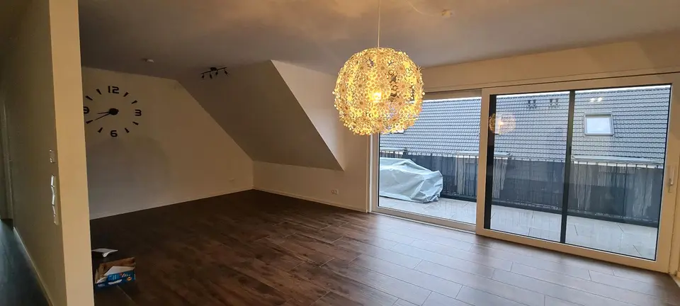 5 Zimmer Wohnung mit 132 m² in Hürth – Bild 2