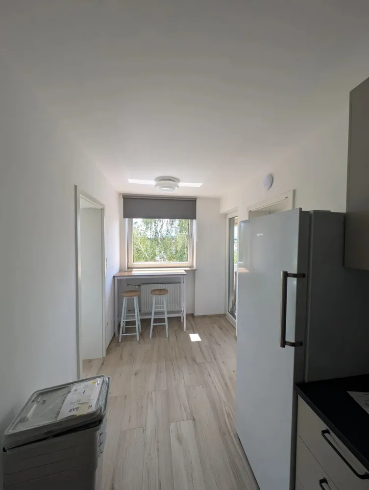 Shared room with 13 m² in Munich – Photo 2