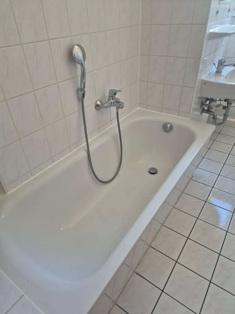 3 Zimmer Wohnung mit 68 m² in Weißenfels – Bild 2