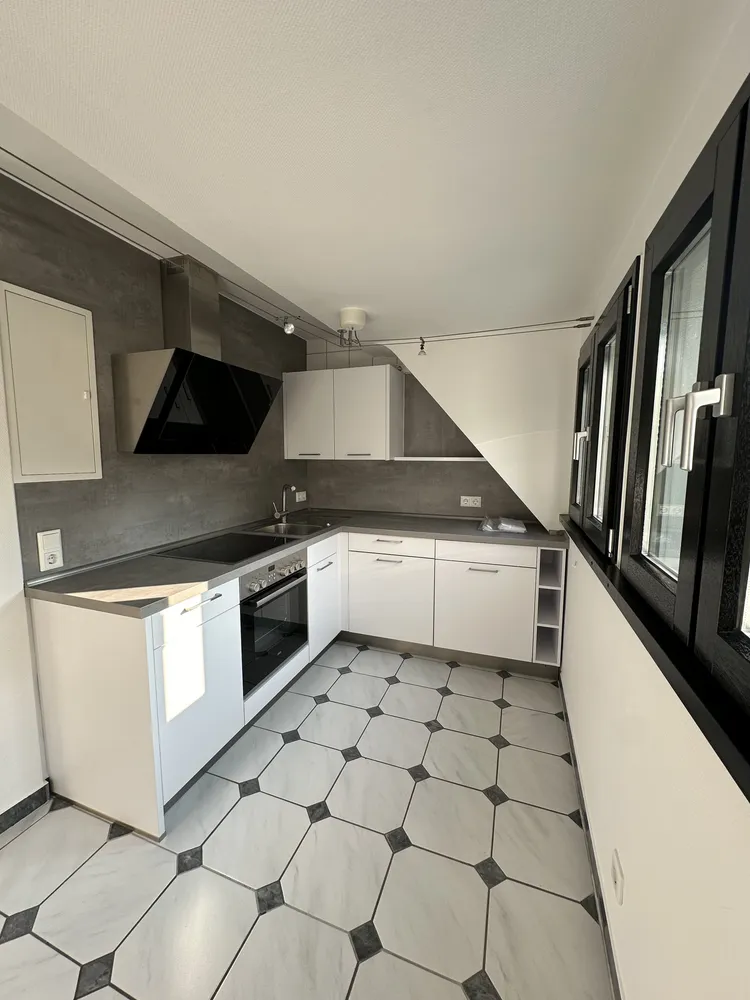 2 Zimmer Wohnung mit 75 m² in Meerbusch – Bild 1