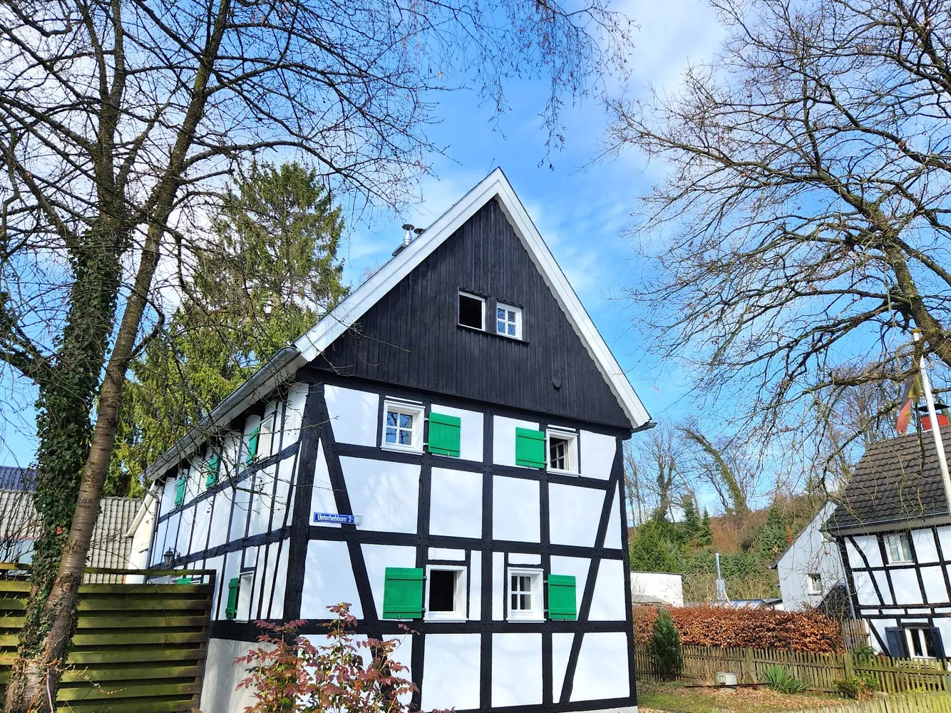 4 room house with 155 m² in Bergisch Gladbach – Photo 11