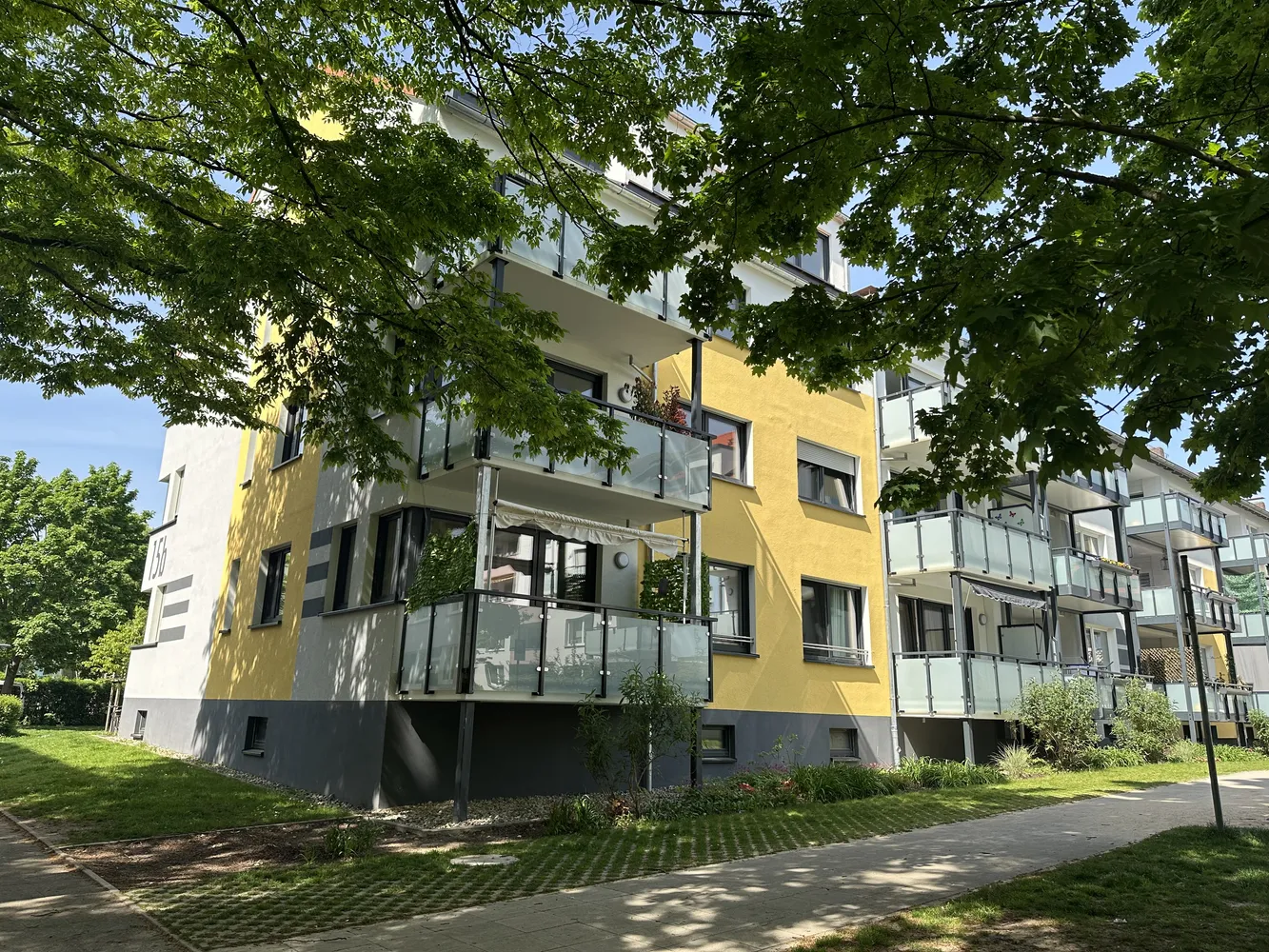 2 room apartment with 60 m² in Hanover – Photo 2
