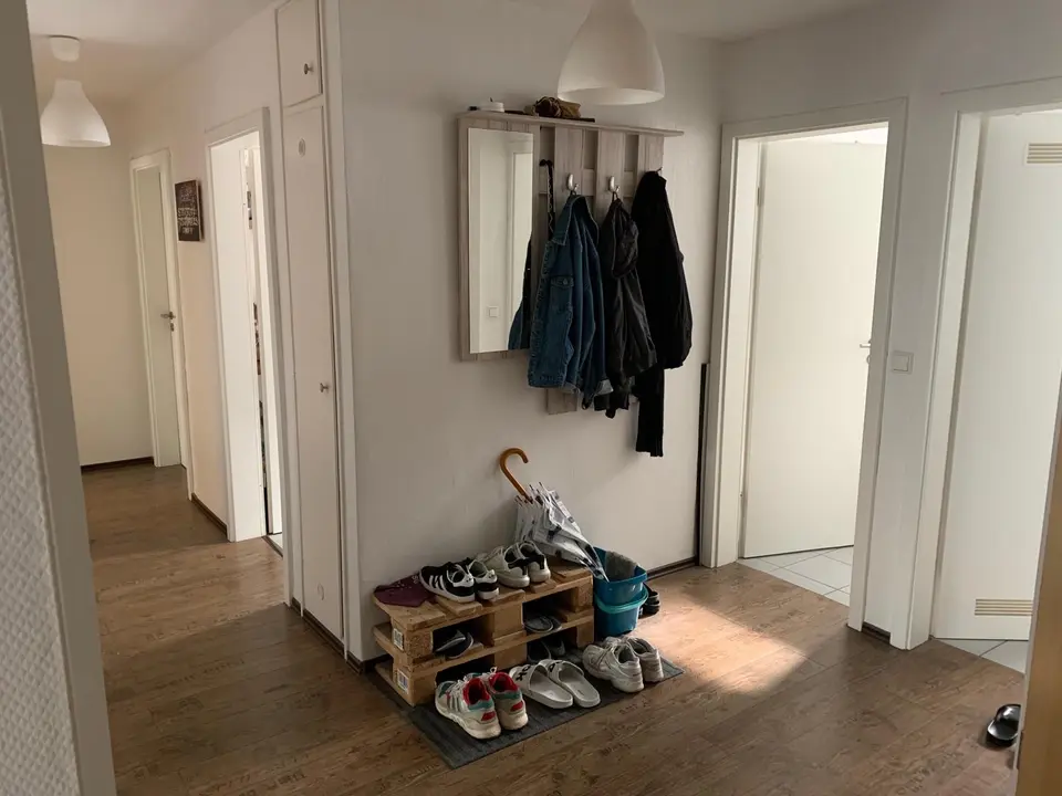 Shared room with 98 m² in Stuttgart – Photo 6