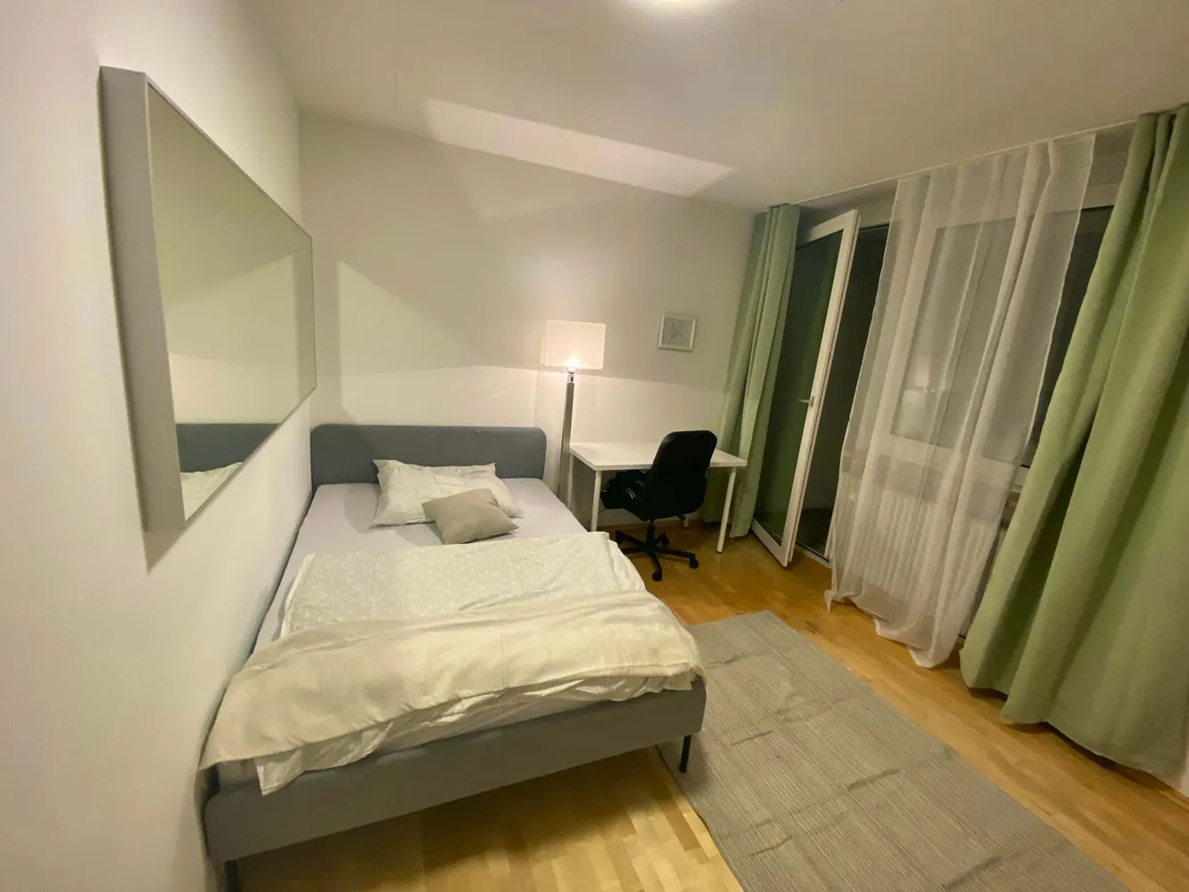 Shared room with 12 m² in Munich – Photo 4