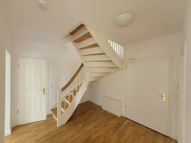 5 Zimmer Wohnung mit 112 m² in Berlin – Bild 1