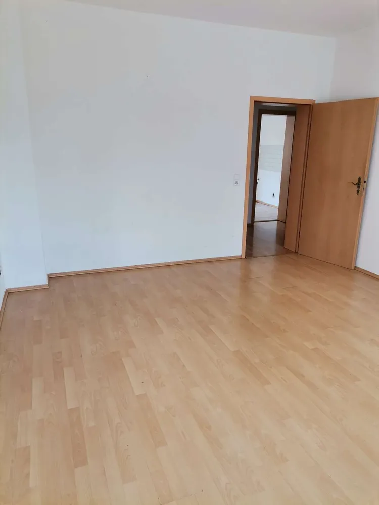 2 Zimmer Wohnung mit 53 m² in Halle (Saale) – Bild 8