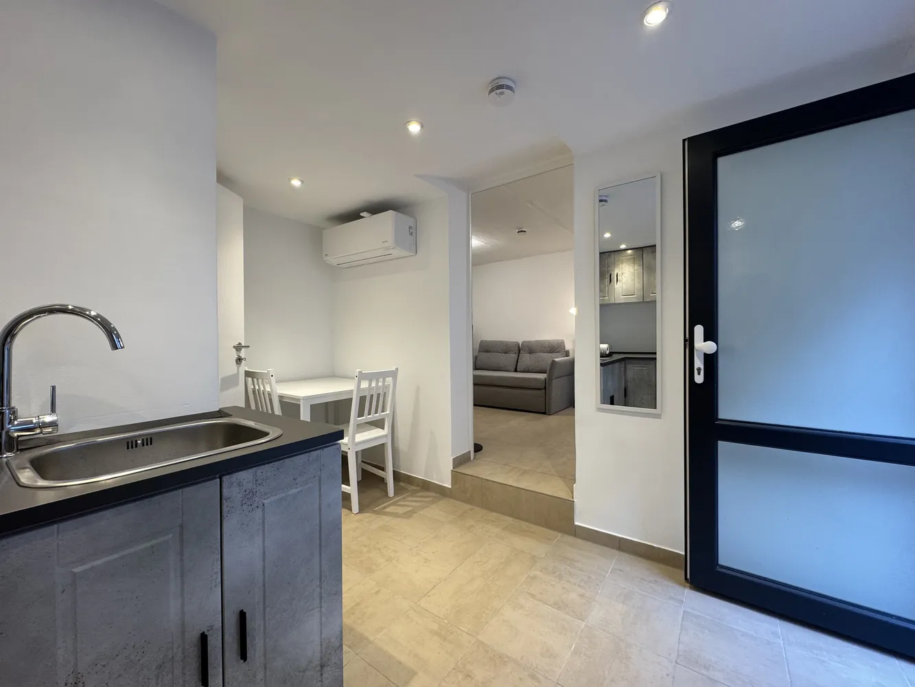 1 Zimmer Wohnung mit 22 m² in Frankfurt am Main – Bild 1
