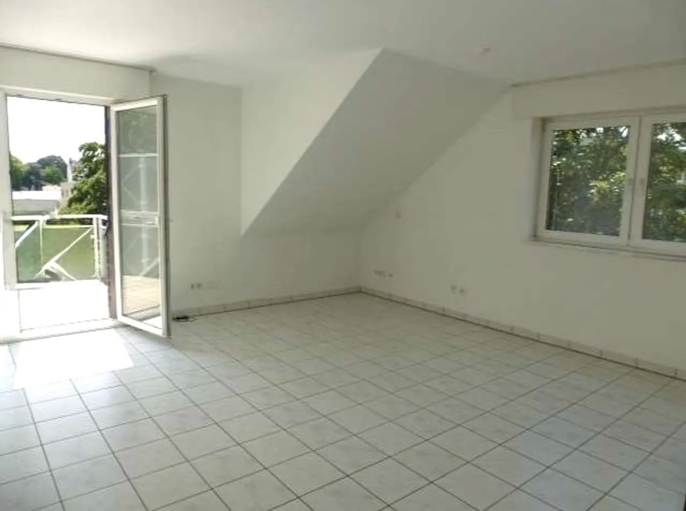 2 Zimmer Wohnung mit 64 m² in Duisburg – Bild 7