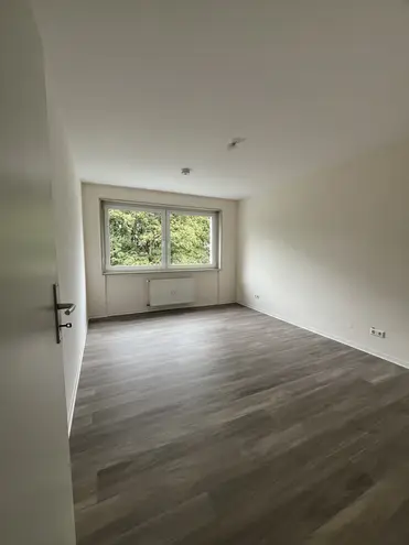 4 Zimmer Wohnung mit 99 m² in Karlsruhe – Bild 3
