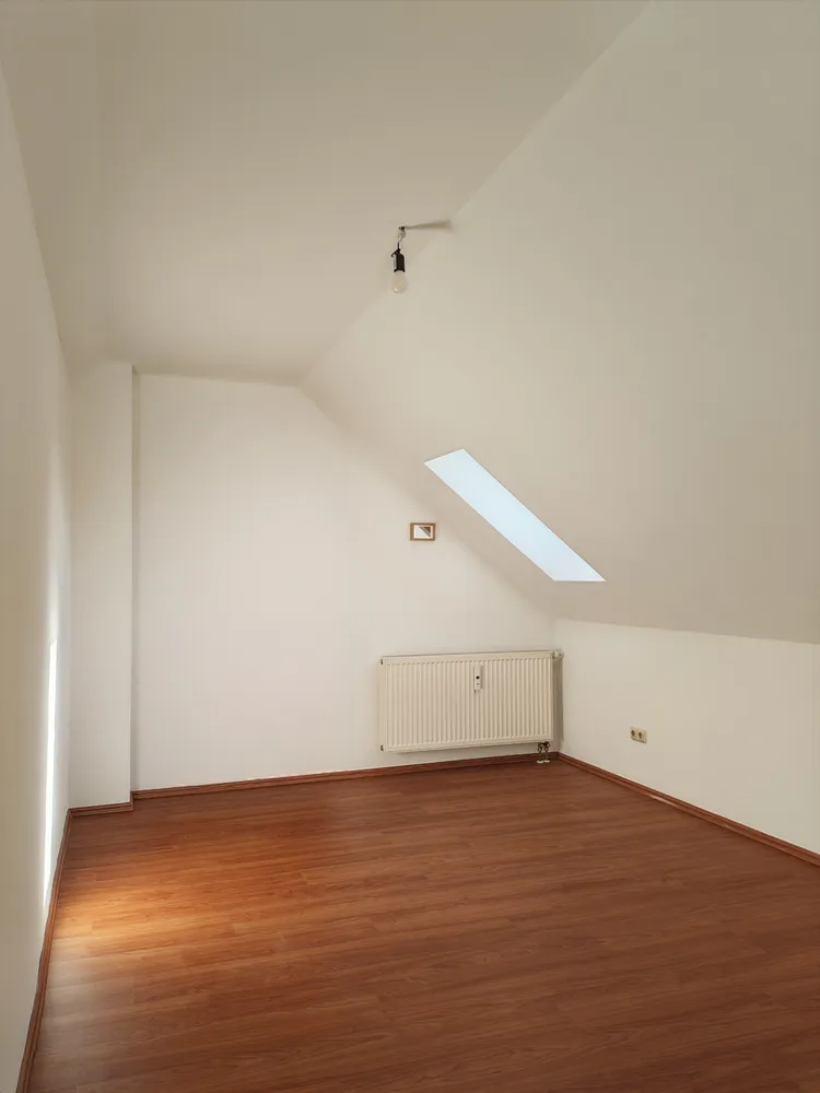 2 Zimmer Wohnung mit 50 m² in Regensburg – Bild 2