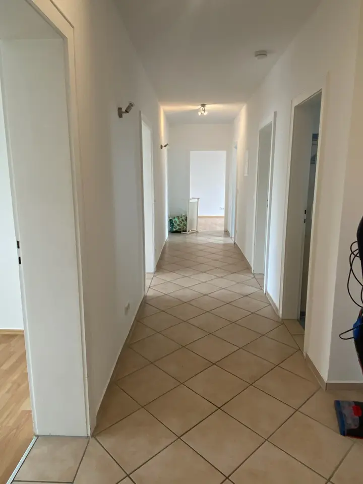 4 Zimmer Wohnung mit 103 m² in Karlsruhe – Bild 5