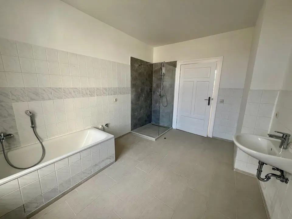 4 Zimmer Wohnung mit 92 m² in Magdeburg – Bild 8