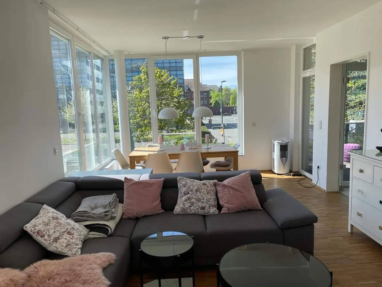 2 room apartment with 75 m² in Düsseldorf – Photo 9