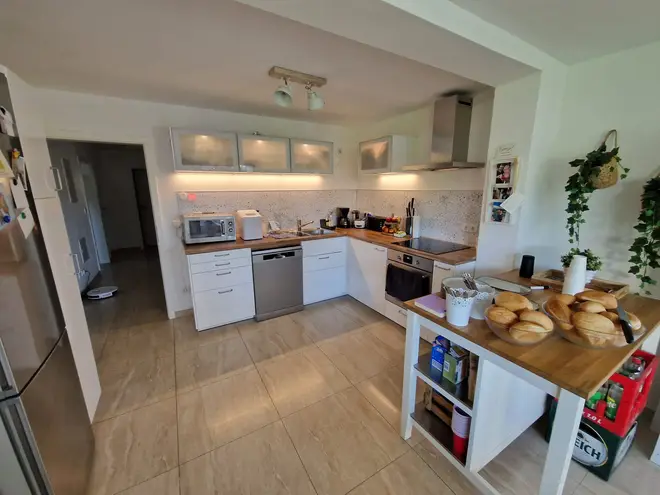 4 Zimmer Wohnung mit 100 m² in Mannheim – Bild 2
