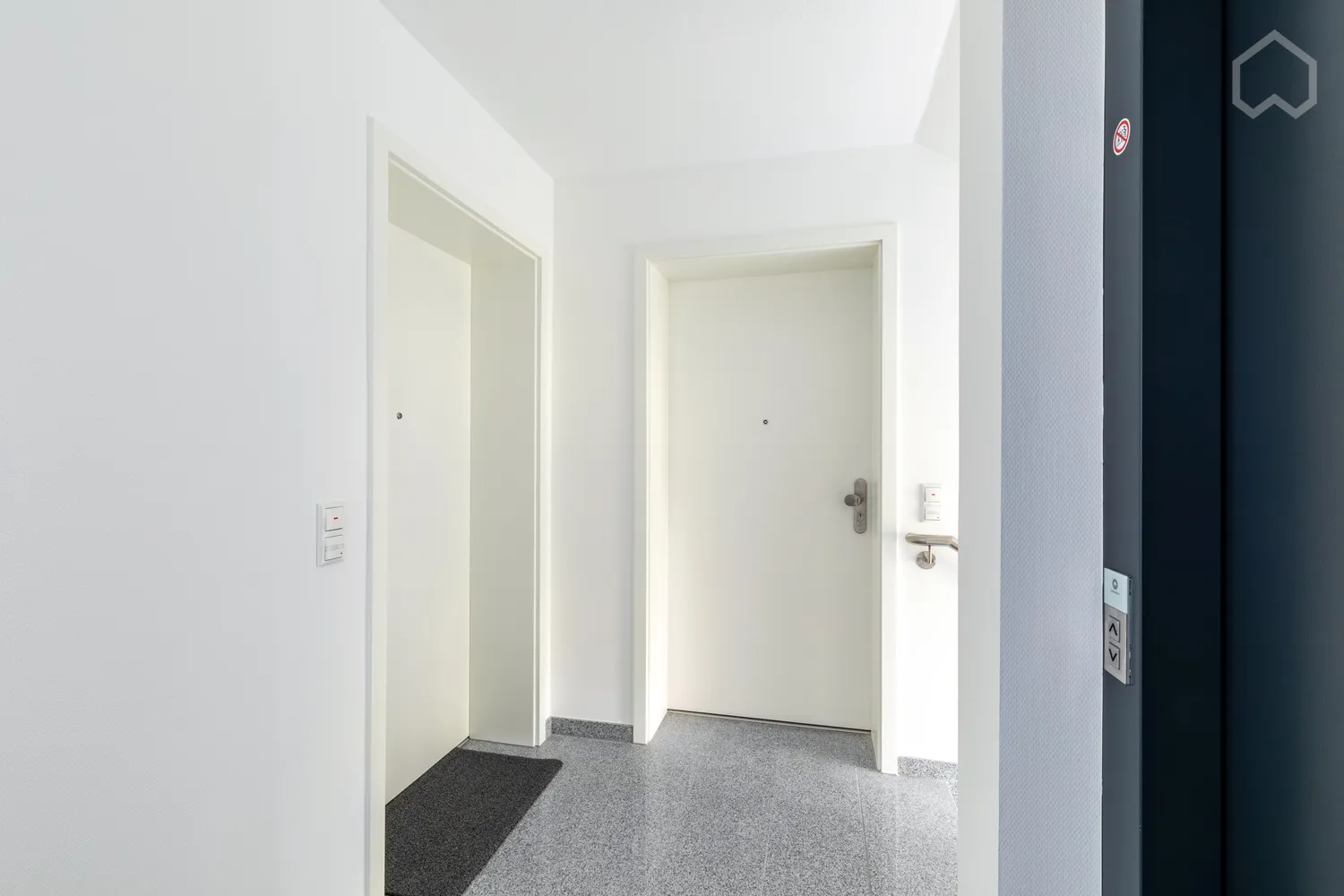 1 room apartment with 43 m² in Frankfurt am Main – Photo 6