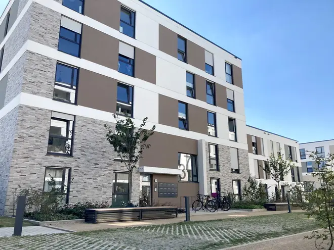 4 Zimmer Wohnung mit 108 m² in Düsseldorf – Bild 1