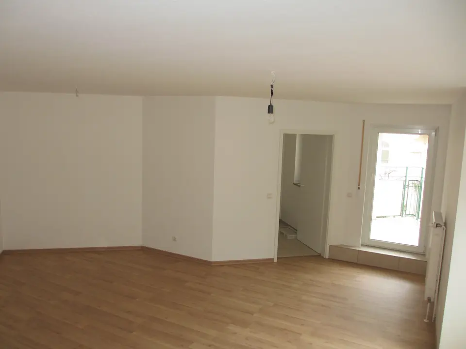 2 Zimmer Wohnung mit 72 m² in Plauen – Bild 8