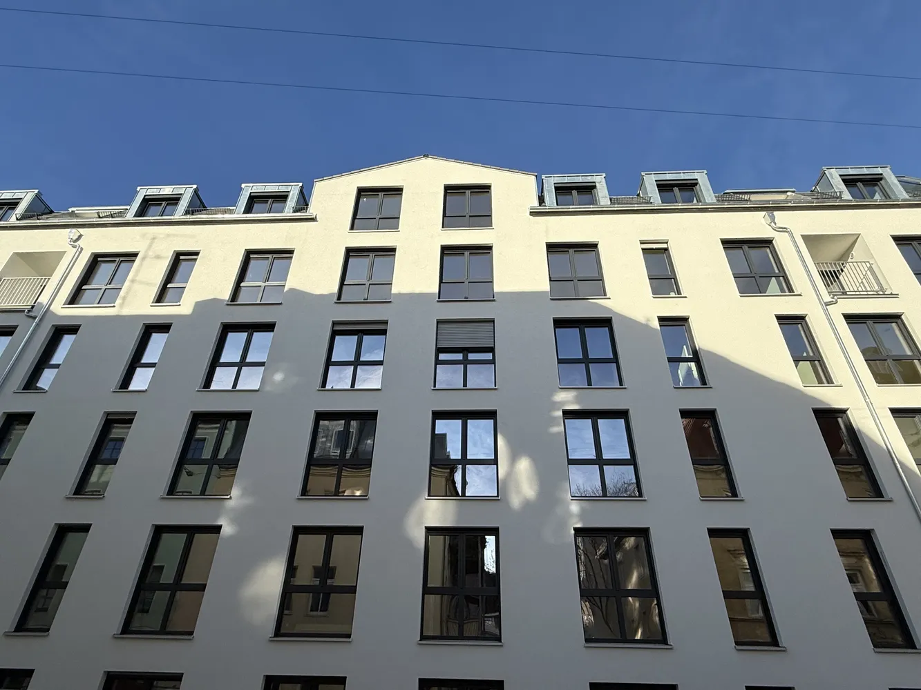2 Zimmer Wohnung mit 60 m² in München – Bild 1