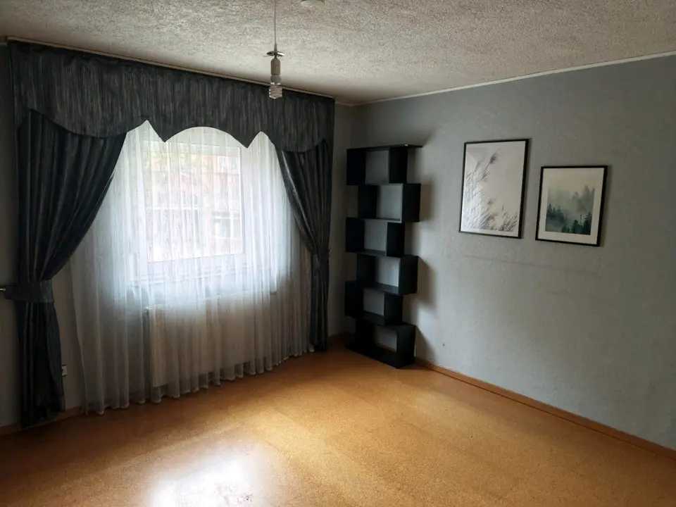 5 Zimmer Wohnung mit 134 m² in Kassel – Bild 2