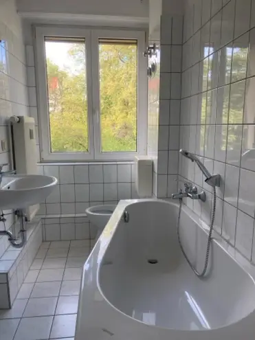 3 Zimmer Wohnung mit 63 m² in Erfurt – Bild 2