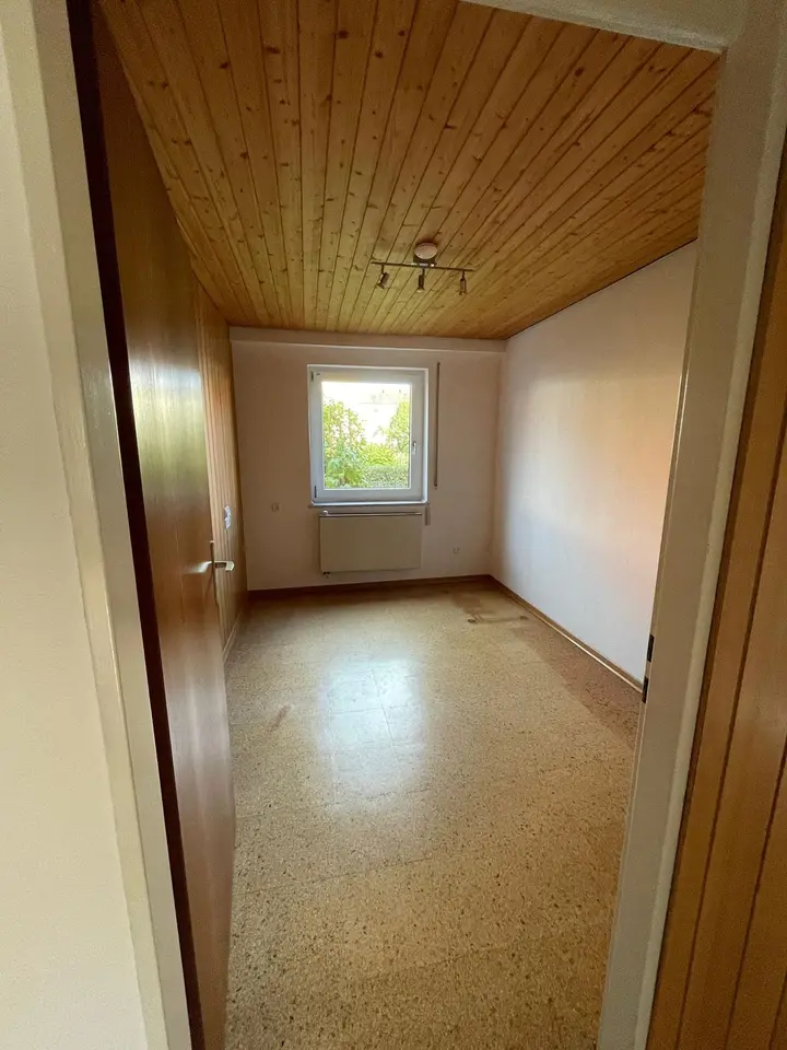 9 Zimmer Haus mit 249 m² in Metzingen – Bild 6
