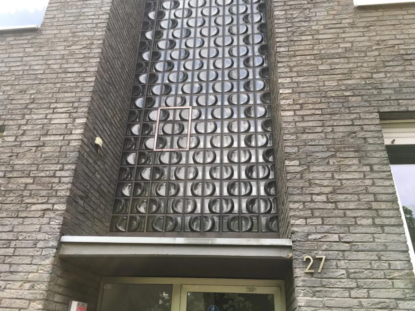 2 Zimmer Wohnung mit 69 m² in Düsseldorf – Bild 2