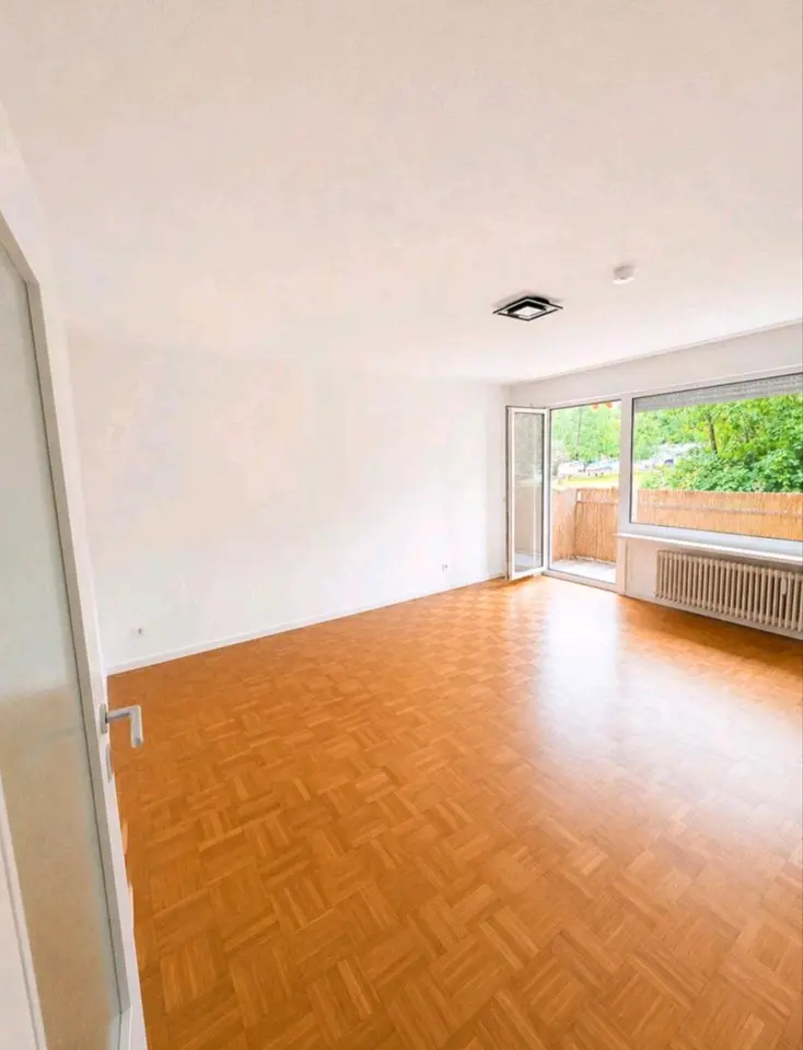 Shared room with 37 m² in Kaiserslautern – Photo 1