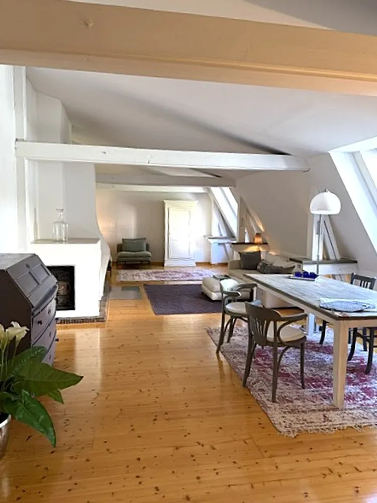 2 Zimmer Wohnung mit 95 m² in München – Bild 2