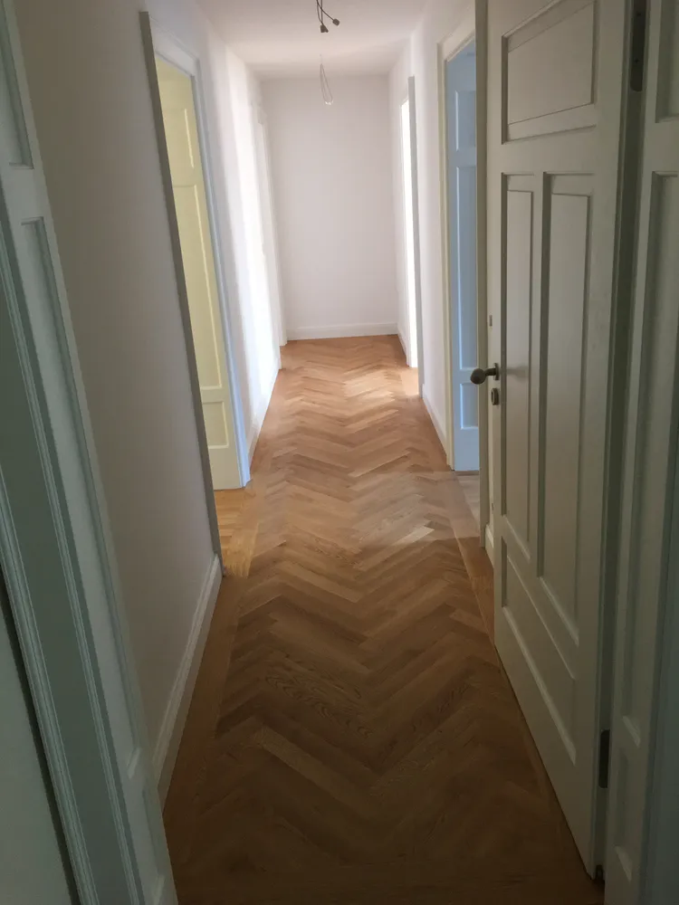 2 Zimmer Wohnung mit 81 m² in München – Bild 2
