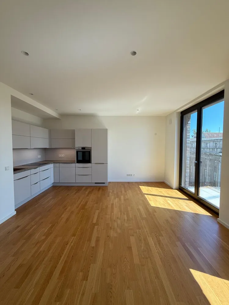 2 Zimmer Wohnung mit 61 m² in Berlin – Bild 1