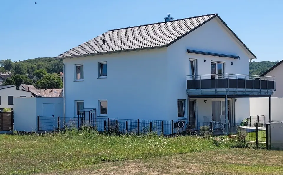 4 Zimmer Wohnung mit 100 m² in Herrenberg – Bild 2