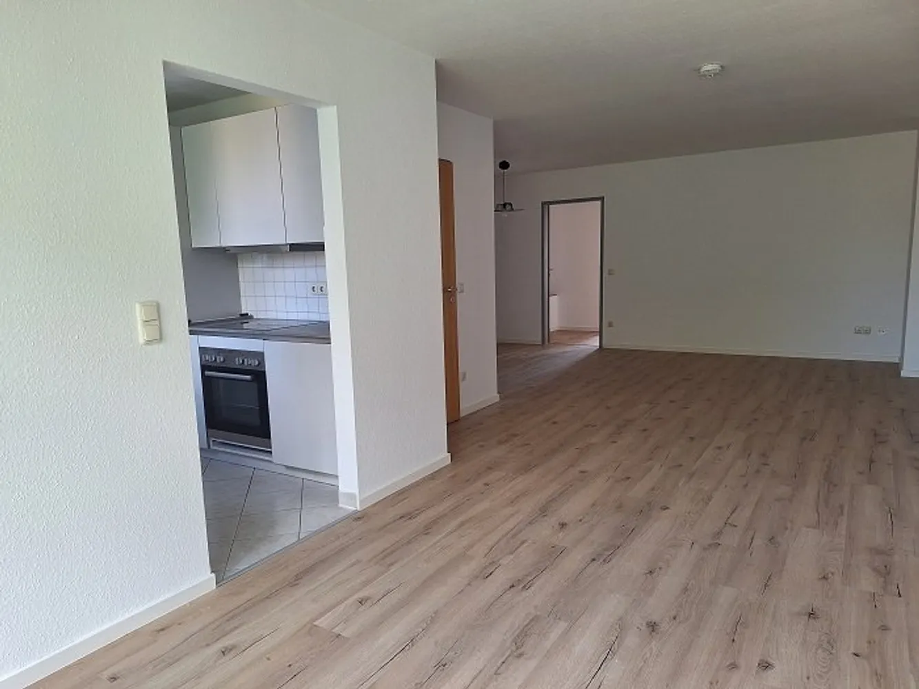 2 Zimmer Wohnung mit 67 m² in Chemnitz – Bild 4