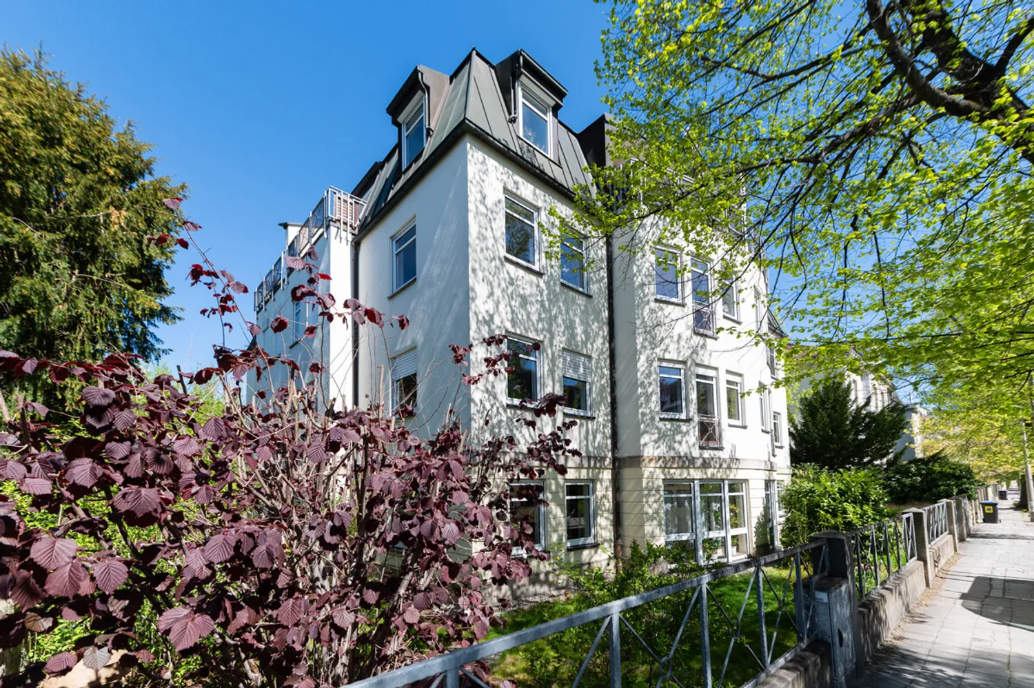 2 Zimmer Wohnung mit 47 m² in Dresden – Bild 2